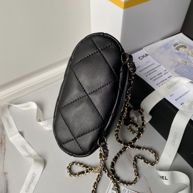 Ch**el bucket bags